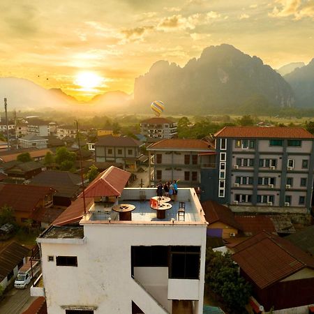 Easy Go Backpacker Hostel Ванг Виенг Екстериор снимка
