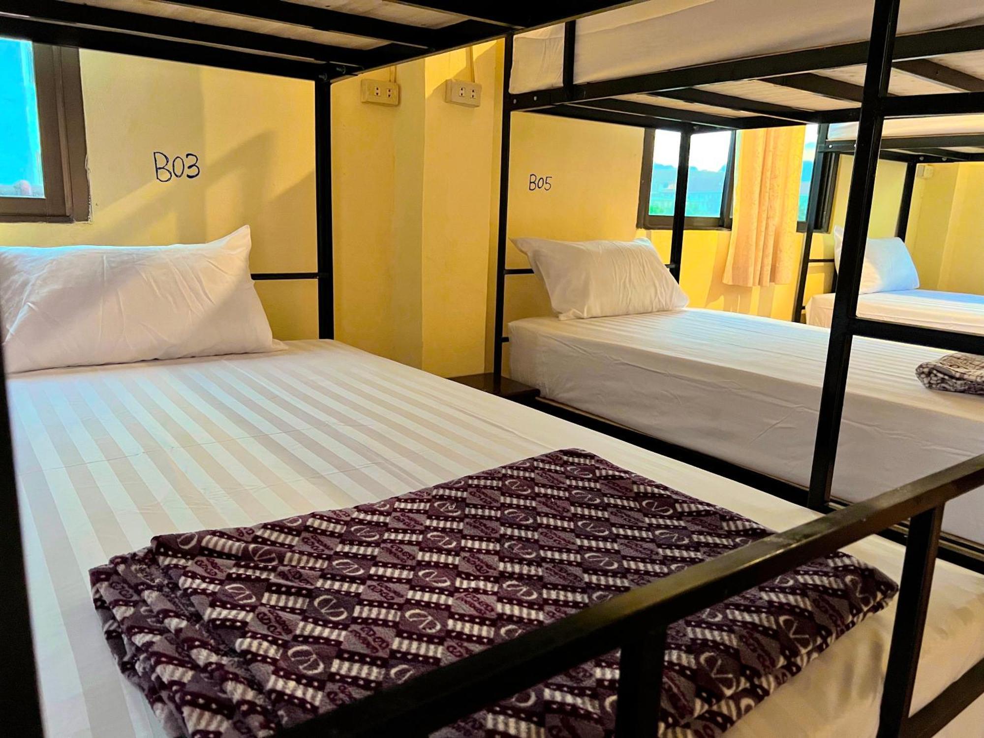 Easy Go Backpacker Hostel Ванг Виенг Екстериор снимка