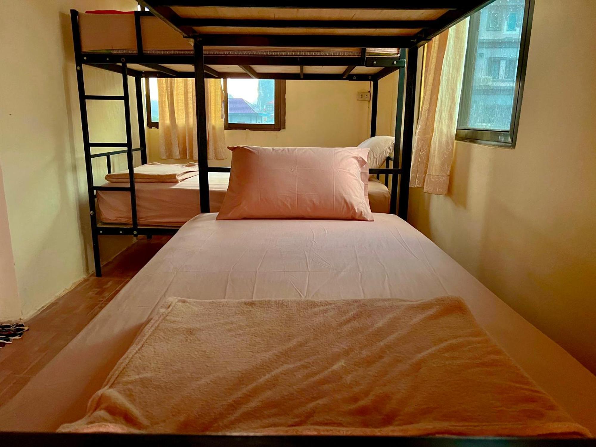 Easy Go Backpacker Hostel Ванг Виенг Екстериор снимка